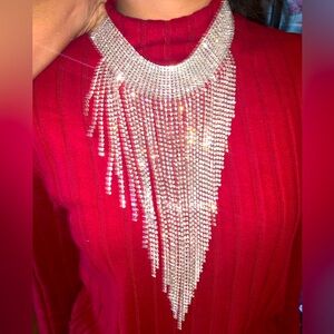 Beautiful white stone necklace dangling for party 🎉 weddings 💒 functions